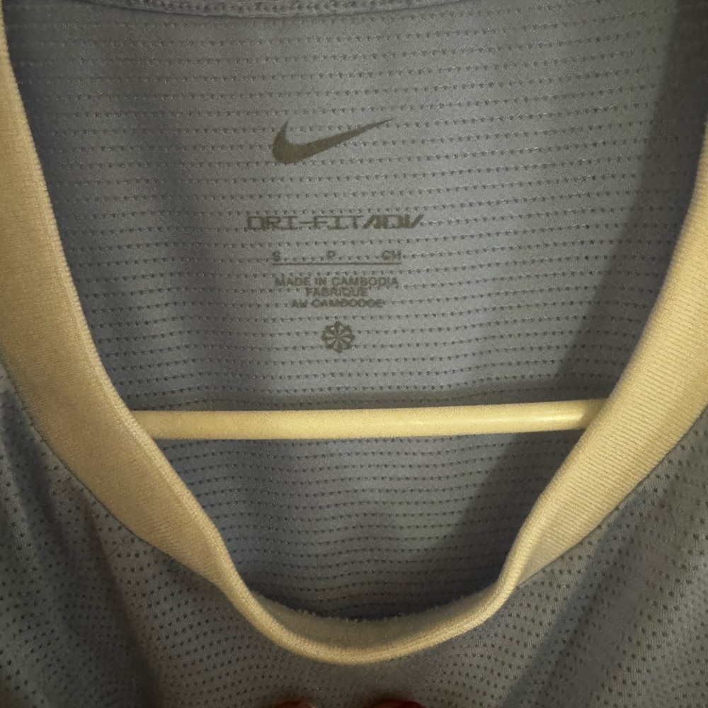 Nike Women's Light Blue and White Tank Top - Picture 2 of 2